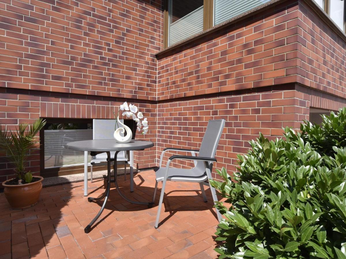 Modern Apartment In Kroepelin With Garden Ruang foto