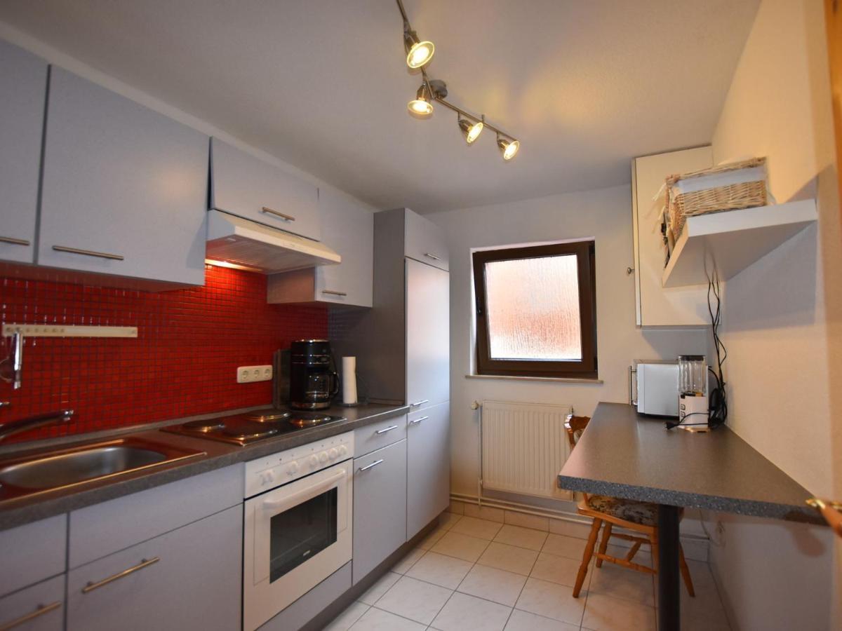 Modern Apartment In Kroepelin With Garden Ruang foto